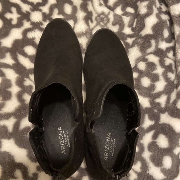 Booties - Picture 4 of 4